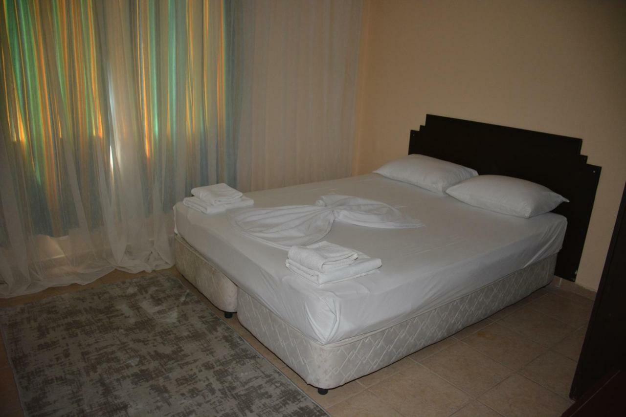Bahceli Family Otel Antalya Eksteriør billede