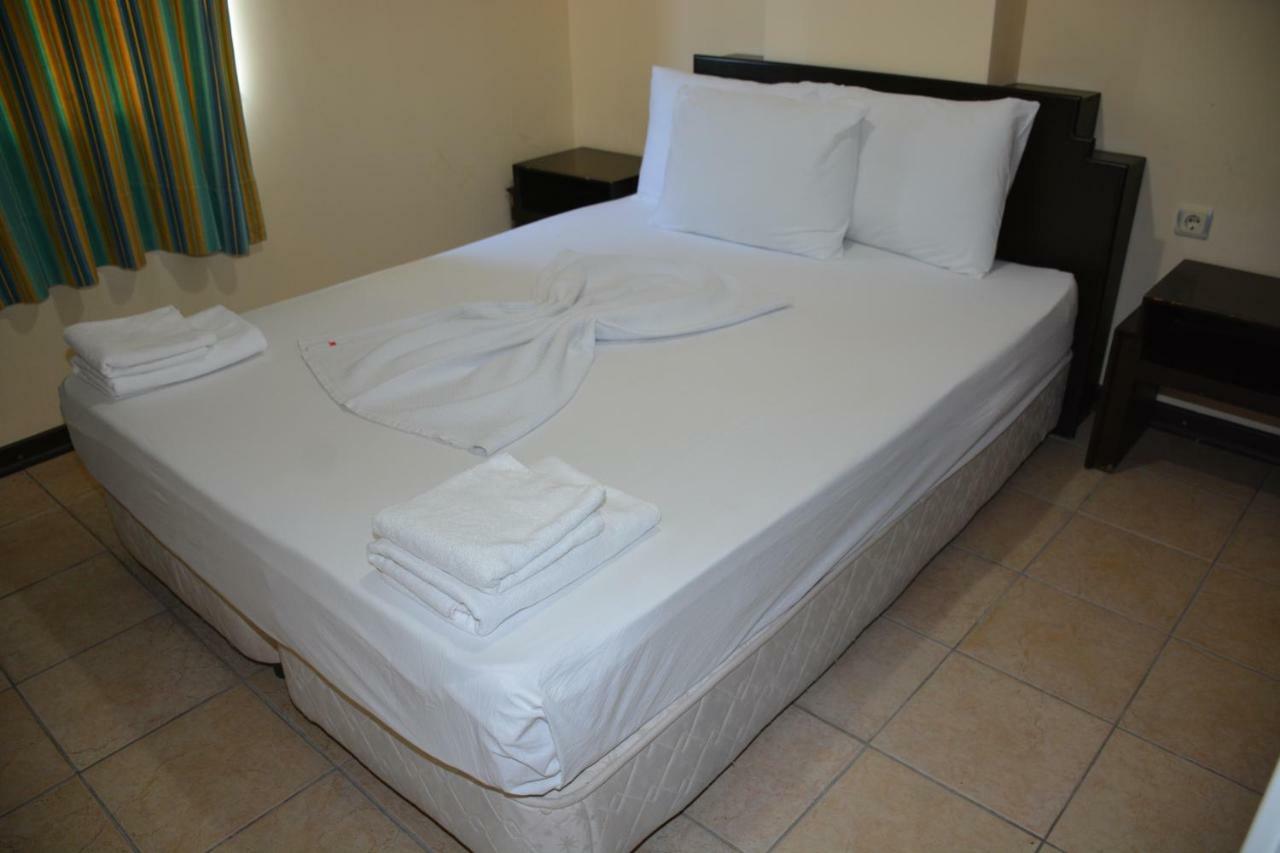 Bahceli Family Otel Antalya Eksteriør billede